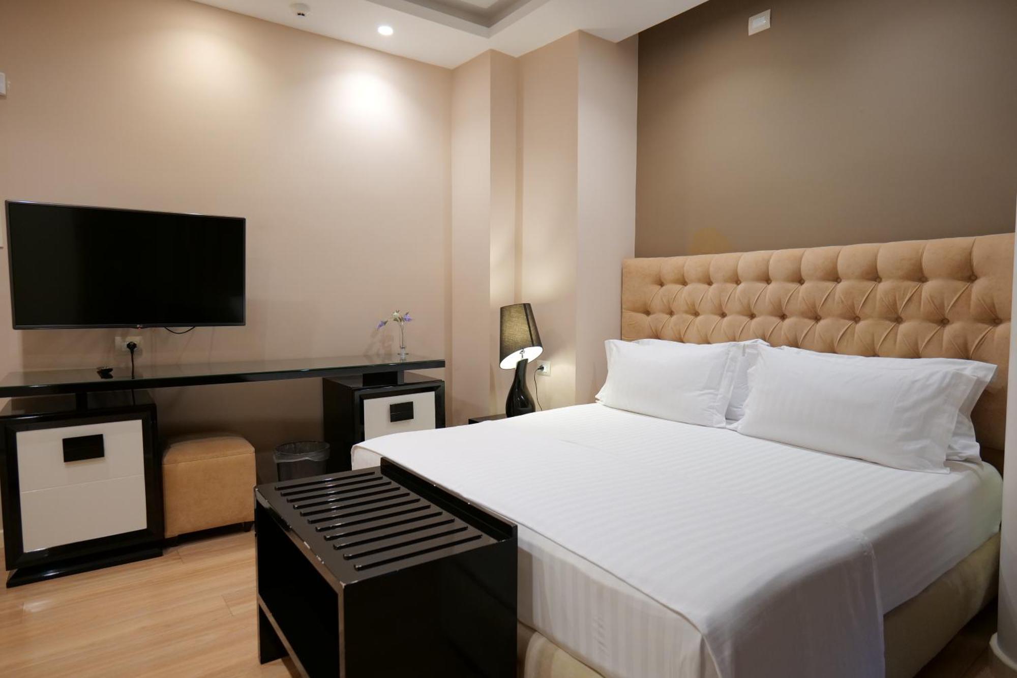 Hotel Luxury Ksamil Quarto foto